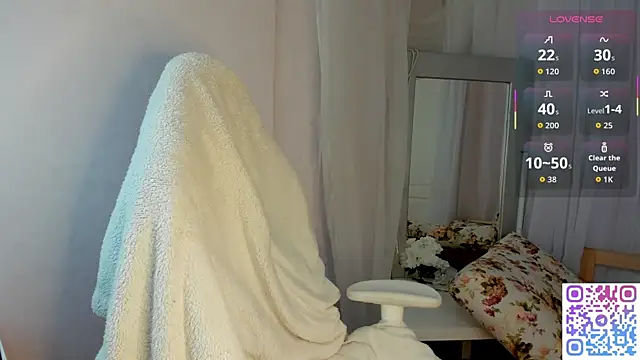 חדר צ'אט בשידור חי של Marie_Ellie