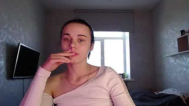 Kseni_a লাইভ চ্যাট রুম