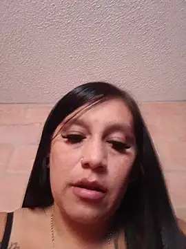 Chat soba uživo modela Milf_NaomiBraunx