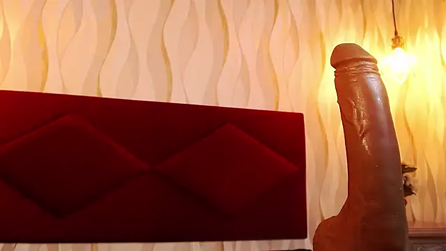 Milf_NaomiBraunx – live chatrum