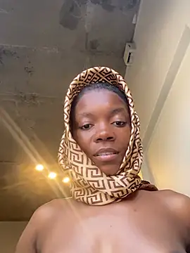 Živá chatovací místnost prettydollyy