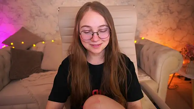 Онлайн чат ArrinaWairr