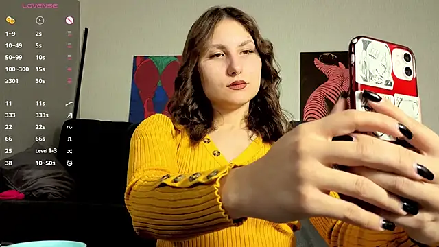 TrixiBell élő chatszobája