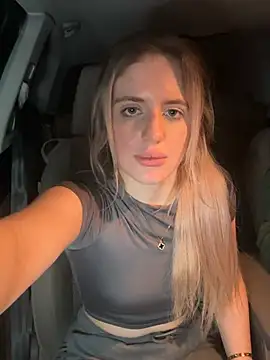 ห้องแชทสดของ vibemydick
