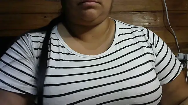 MARRENTINHA34's Live Chat Room