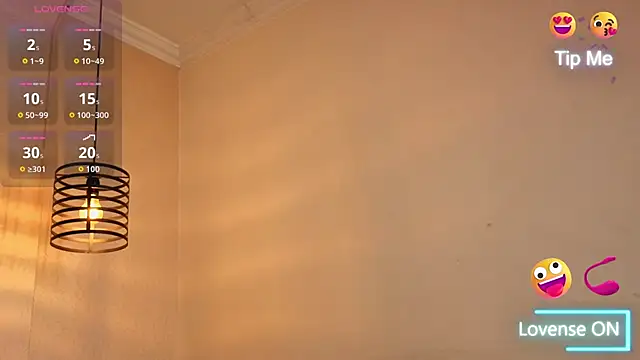 Sheilly_brown Adlı Modelin Canlı Sohbet Odası