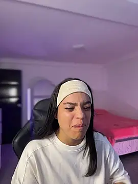 חדר צ'אט בשידור חי של JuanitaMore01