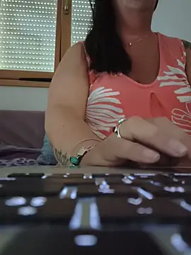 LaReginaNera Live Chatraum