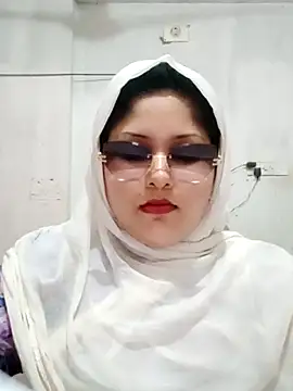 Nusrat-N Cameră chat live