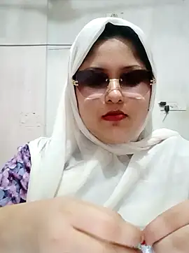 Živá chatovací místnost Nusrat-N