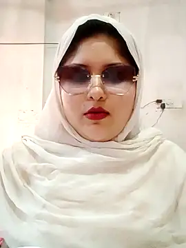 Nusrat-N Live Chatraum
