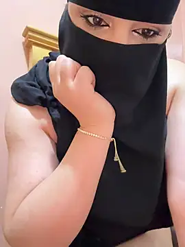 _Laiali_ Adlı Modelin Canlı Seks Kamerası Şovu