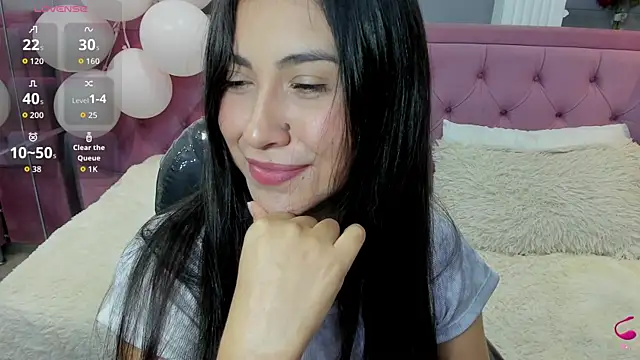 miel_latina's Live Chat Room