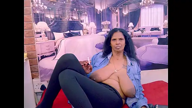 غرفة دردشة IndianVanya4u2u المباشرة