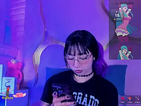 NaniiSisy Live chatroom