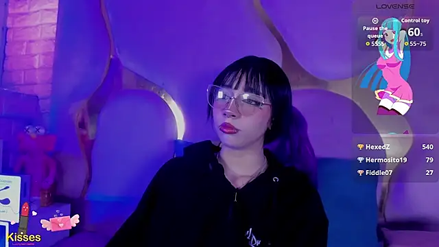 NaniiSisy Cameră chat live
