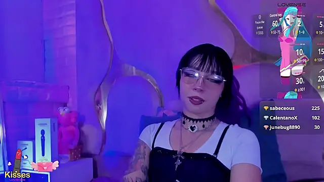NaniiSisy – live chatrum