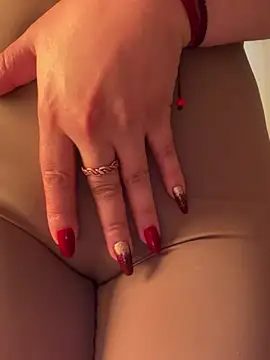 OnlyRima Adlı Modelin Canlı Seks Kamerası Şovu