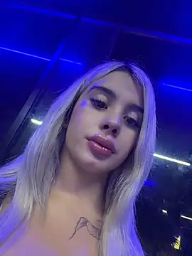 הופעת סקס קאם בשידור חי של YouCandiSumisa
