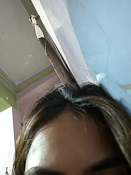 Chat soba uživo modela sanu_07