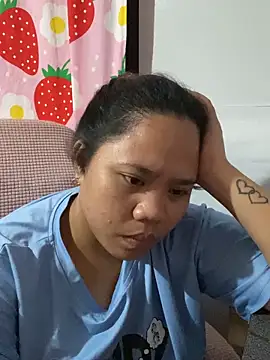 _UrSingleMamiBella_ Cameră chat live