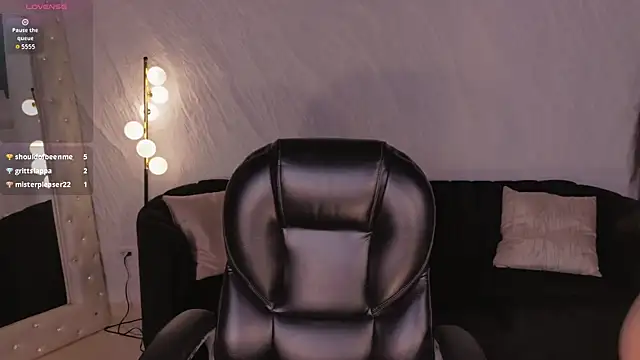 MiaLaurence – live chatrum