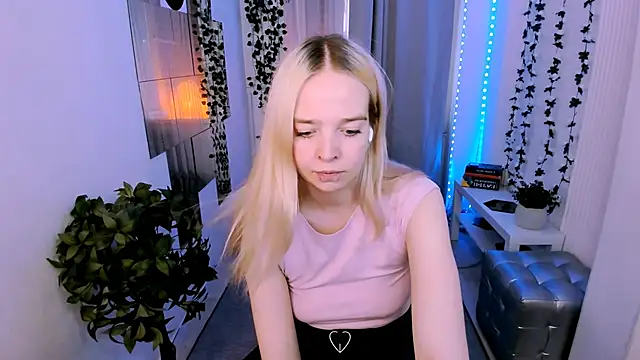 Sala de chat en directo de BellaMontgomery