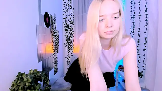 BellaMontgomery Cameră chat live