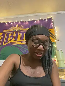 HennessyBaby21 Live Chatraum