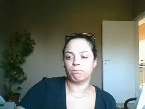 Phòng Chat Trực Tiếp ITALIANASISIXX