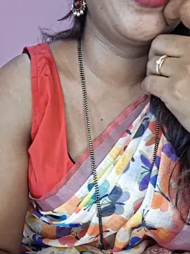 Chat soba uživo modela Marathi_jiya1