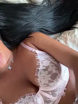 غرفة دردشة AriannaIsabellax المباشرة