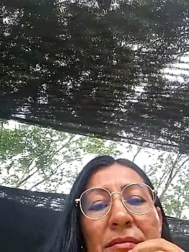 maturexxxnaughty Live Chatraum