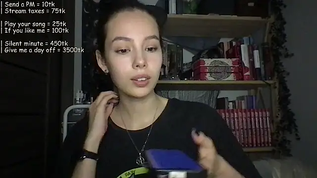 Yuna5343n Live chat-huone