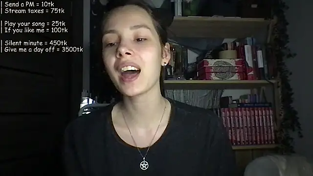 חדר צ'אט בשידור חי של Yuna5343