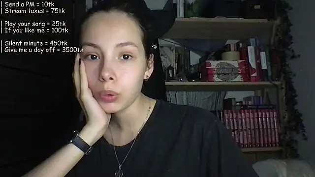 Sala de chat en directo de Yuna5343