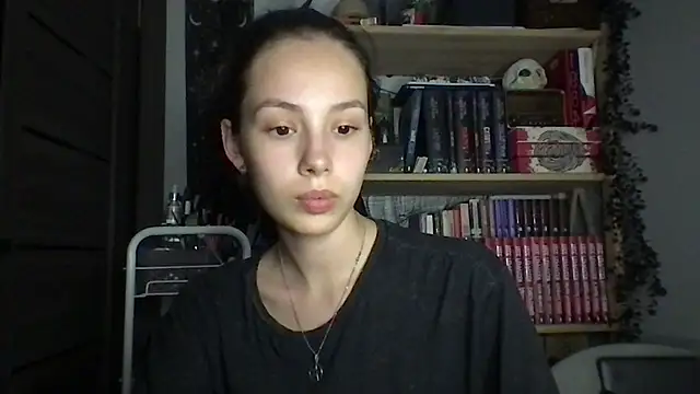 Yuna5343n Live chat-huone