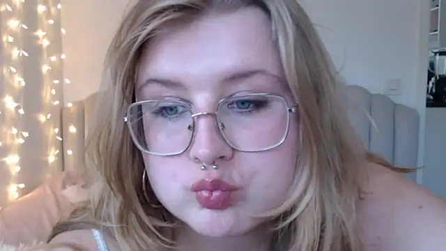 Sala de chat ao vivo de AgnesRoseCams