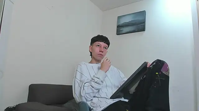 Pokój czatu na żywo – LiamBrown09