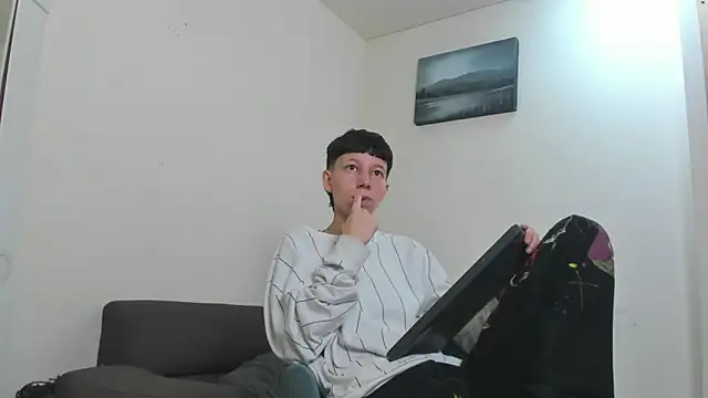 חדר צ'אט בשידור חי של LiamBrown09