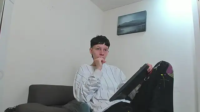 Pokój czatu na żywo – LiamBrown09