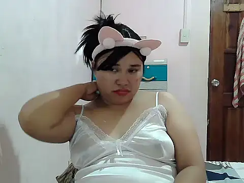 Kiarra_69's Live Chat Room