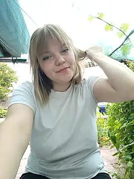 JuicyKate29 Live Chatraum