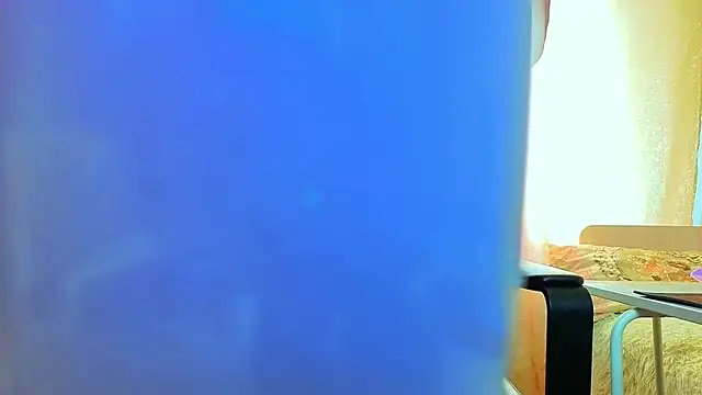 Bom_Mia_Bom: δωμάτιο απευθείας συνομιλίας