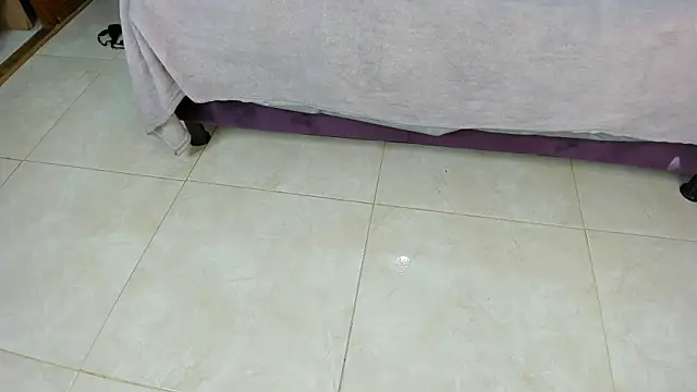 Chat soba uživo modela arielasm