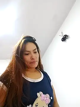 Adarha_Ramirez 실시간 채팅방
