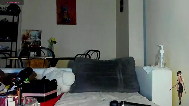 LadyFreyna's Live Chat Room