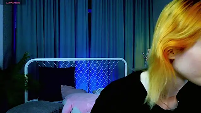 Živá chatovací místnost Kiara_Age