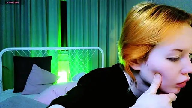 Chat ao vivo de Kiara_Age