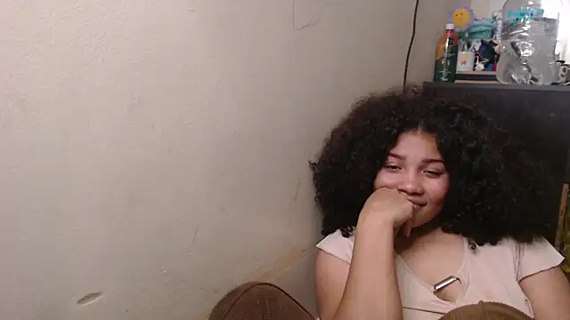 madelene 실시간 채팅방